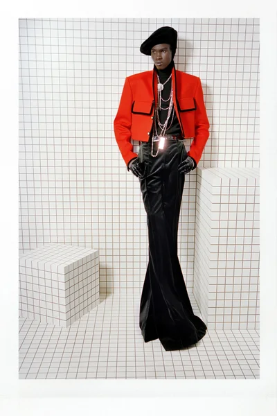 Look 18